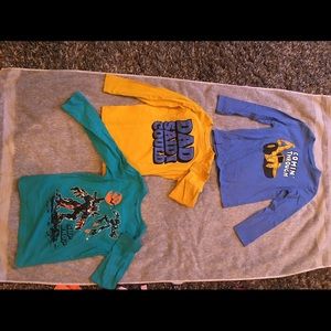 Boy’s Osh Kosh B’gosh, long sleeves size 5